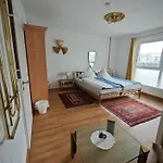 Hotel Mine *