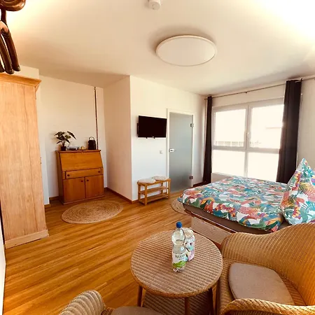 Hotel Mine *
